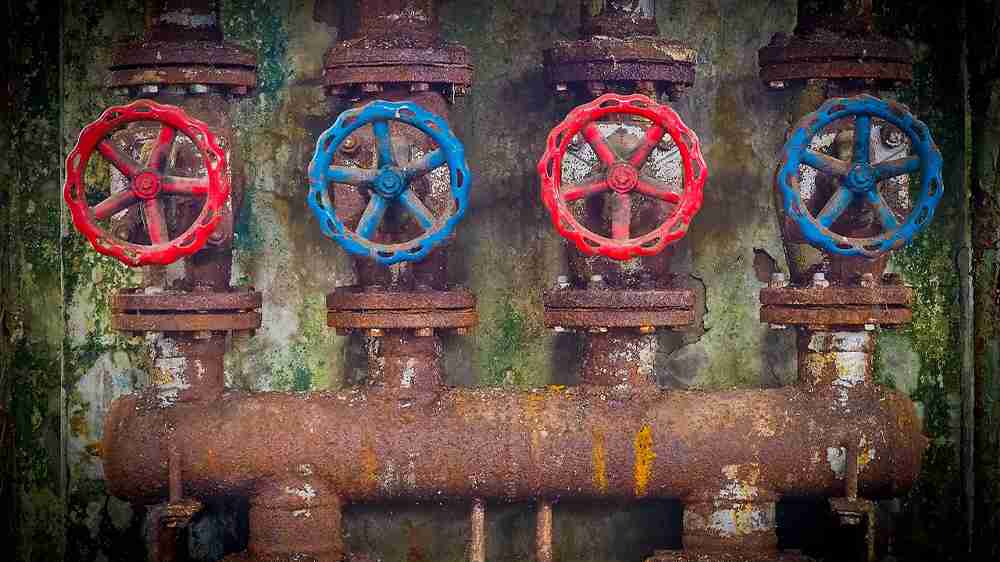 Old and damaged pipes and pumps