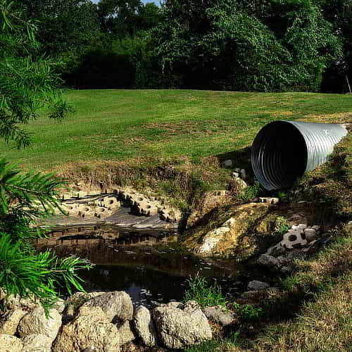 Sewage pipeline polluting water