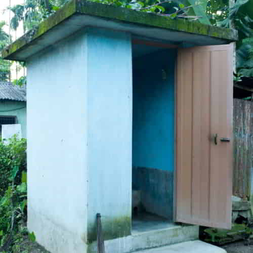 GFA World outdoor toilet